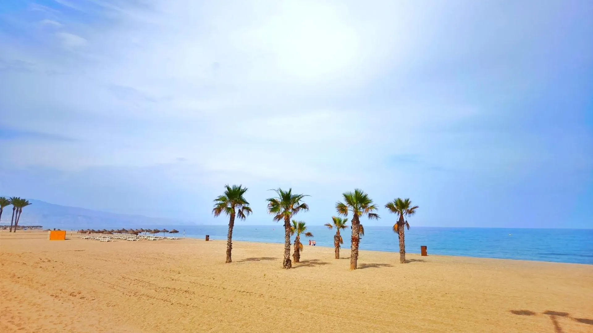 Apartamento Dolce Vita 2 Min A Pie De Playa Roquetas de Mar 0*,  Spagna