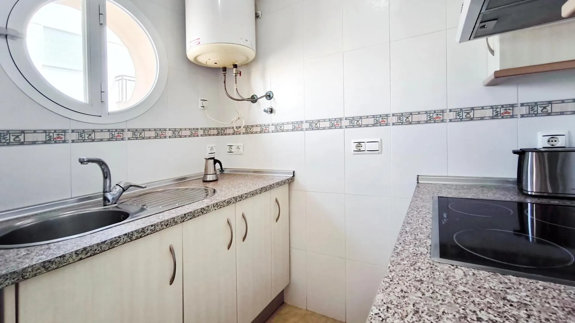 Apartamento Dolce Vita 2 Min A Pie De Playa ロケタス・デ・マル
